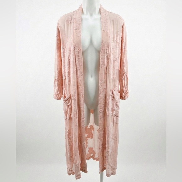 Wilfred Other - Wilfred Aritzia Durante Floral Lace Kimono Duster in Dusty Pink Peach